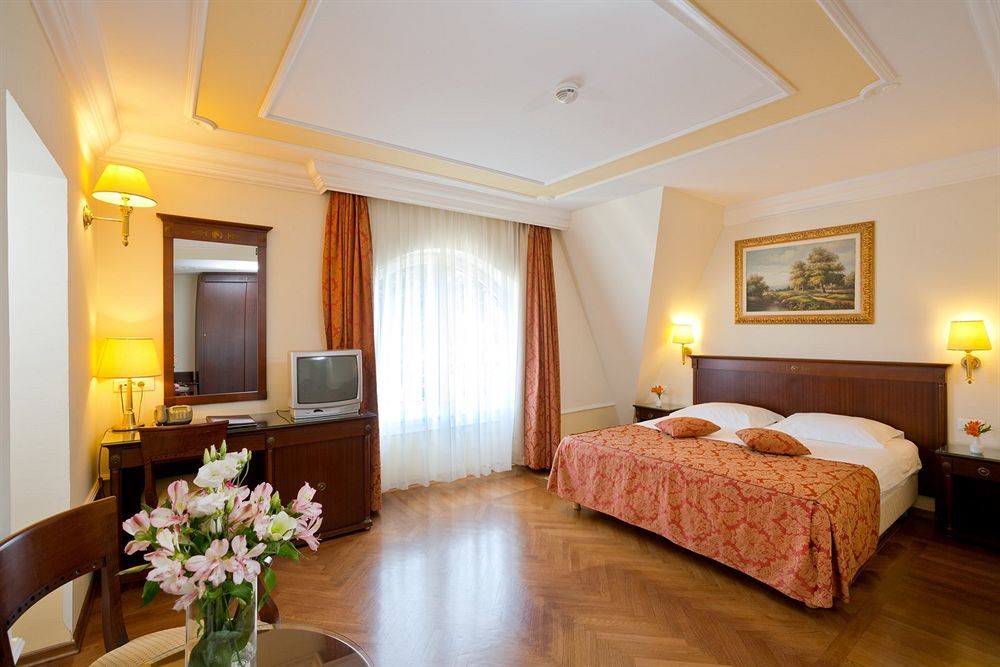 Amadria Park Agava Hotel 4*